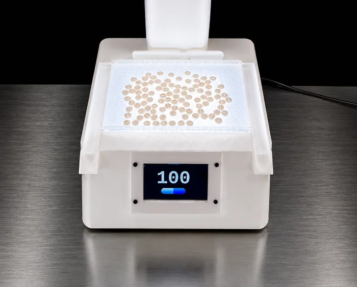 OptiCount tray with pills before counting